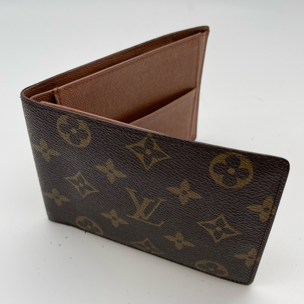 Louis Vuitton Monogram Vintage Bifold Wallet - Picture 10 of 13